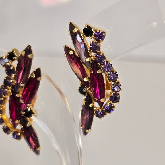 Vintage Clip On Earrings Pink Navette Purple Black Rhinestone Gold Tone Glam - Picture 4 of 10